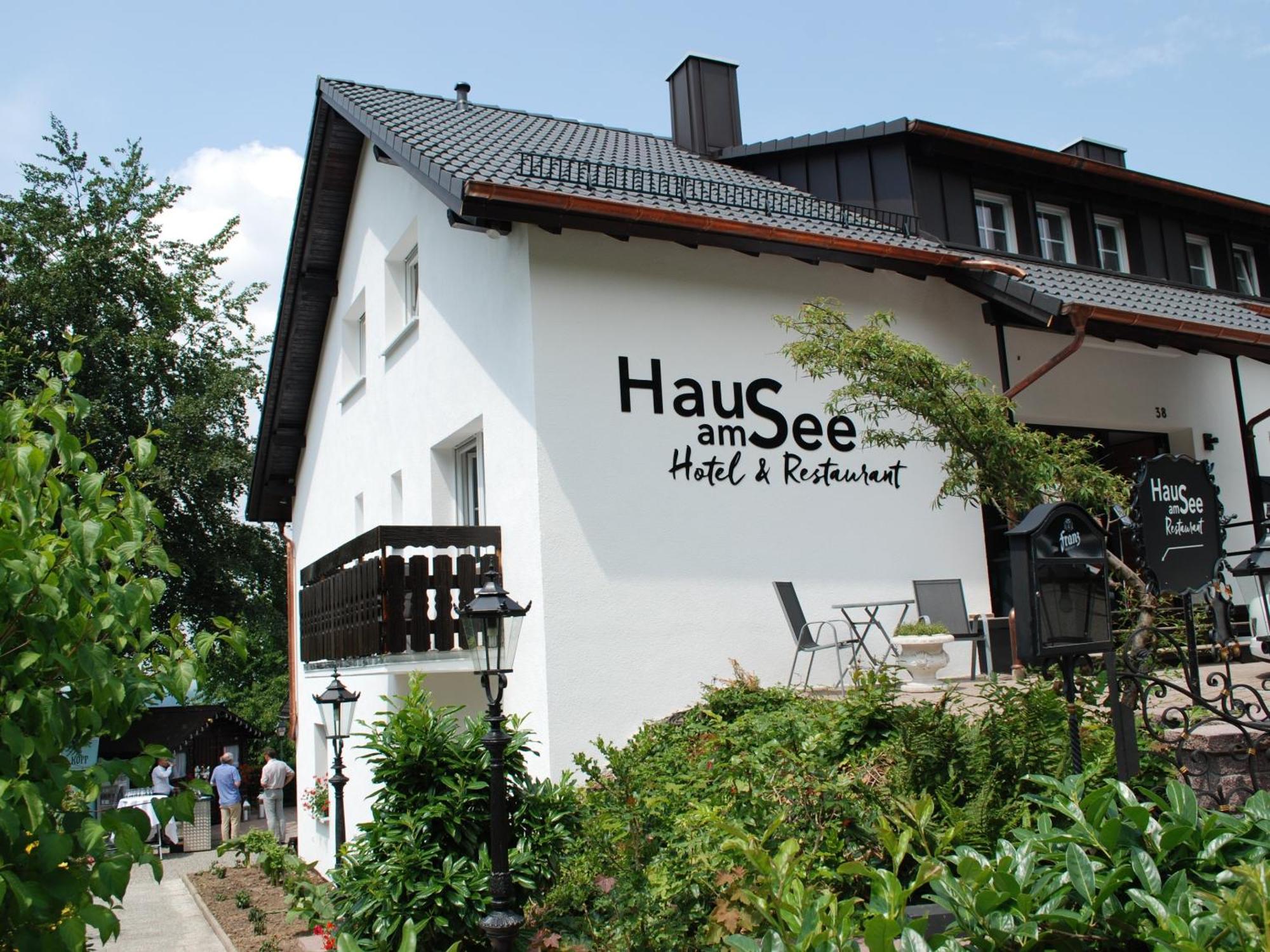 Das Haus Am See Hotel Sinzheim Eksteriør billede